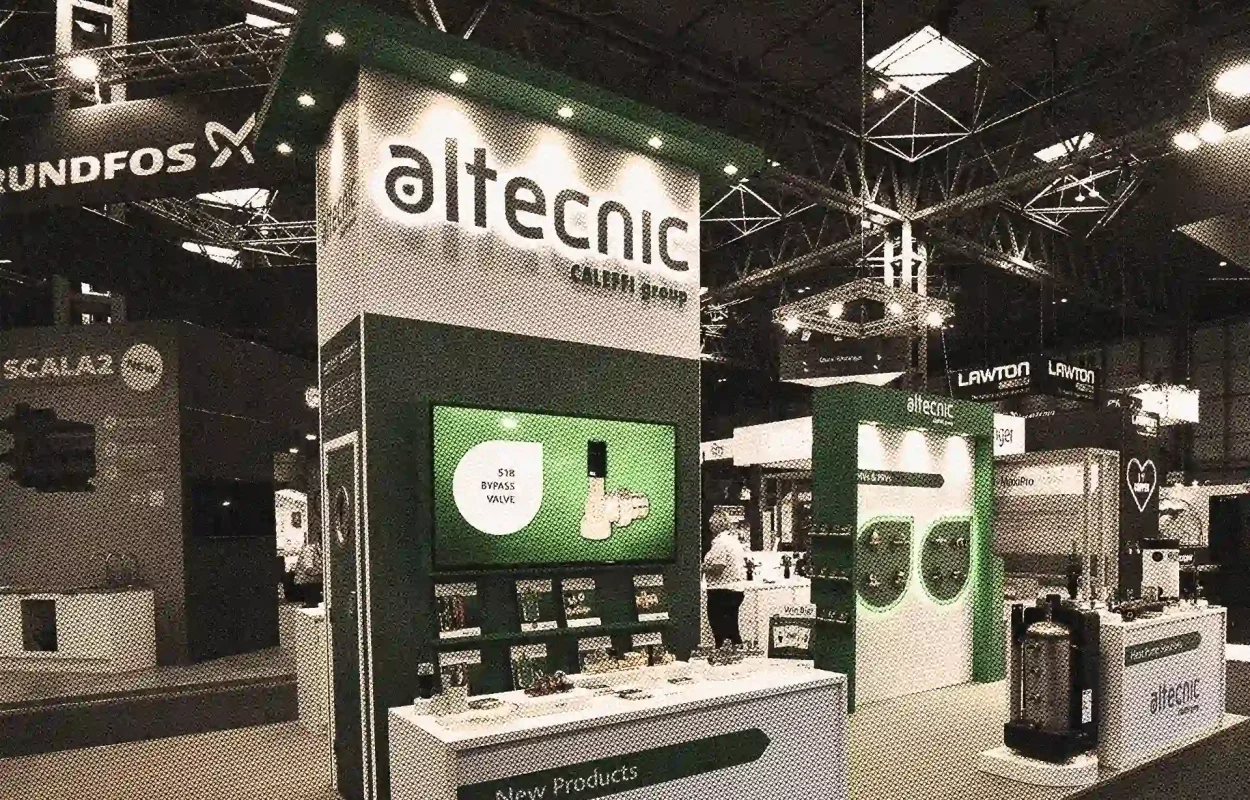 photo-of-custom-bespoke-exhibition-stand-designed-and-built-by-rocket-x-altecnic